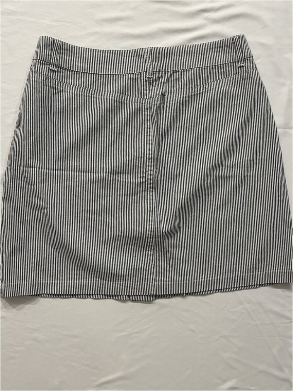 Preppy Modern Pinstripe Skirt Size 4 - Picture 2 of 2